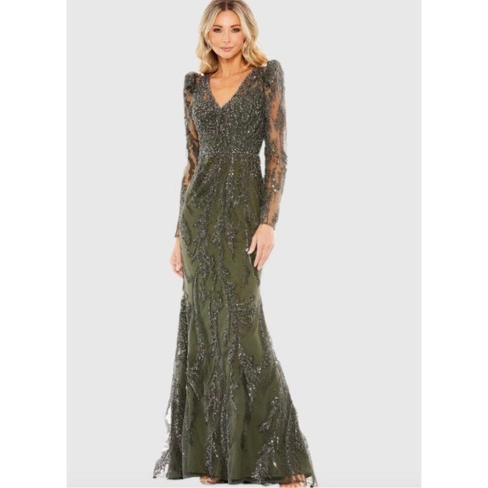 NWT Mac Duggal 20349 Olive Green Beaded V-Neck Gown Long Sleeve Formal Sz 10
